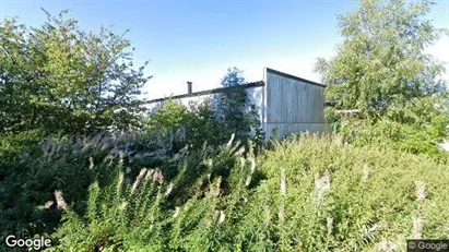 Fastighetsmarker till försäljning i Varberg - Bild från Google Street View