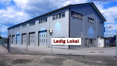 Ledig lokal för lager, verkstad och butik uthyres i Fyrislund Uppsala.